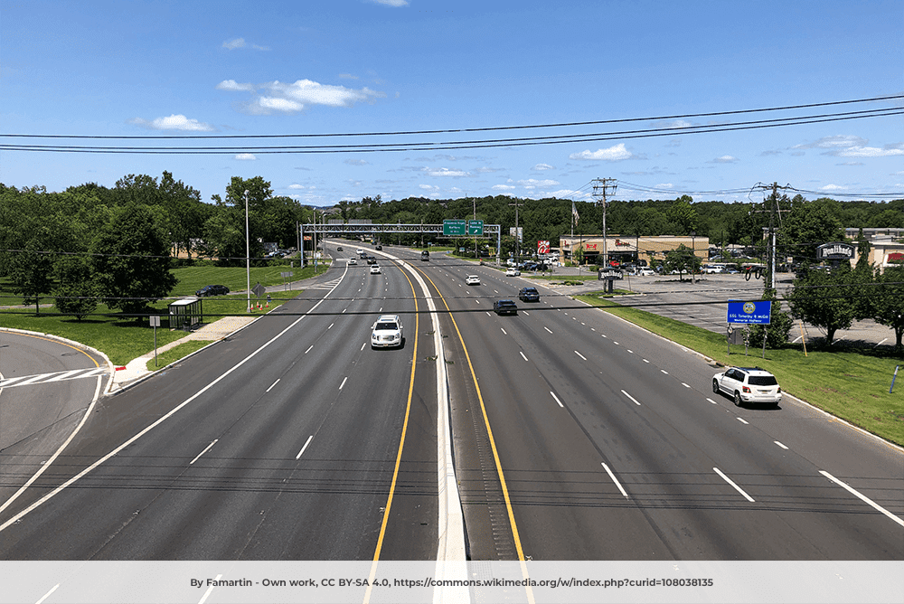 View north along Route 17 in Upper Saddle River