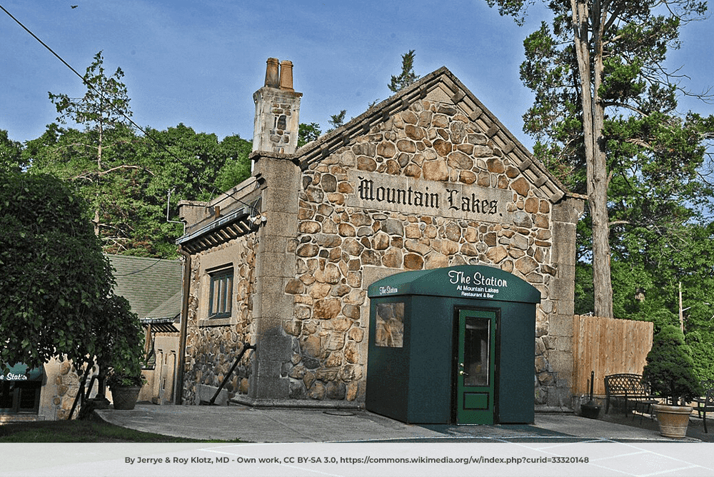 The Mountain Lakes train station